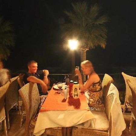 كوشاداسيه Rosy Hotel المظهر الخارجي الصورة